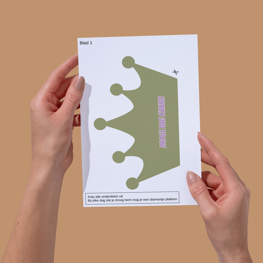 Een Kroon op A4 papier om uit te knippen, inclusief banden en diamanten om te belonen. uitknippen in elkaar zetten en op doen, thema Smiley Camo Groen